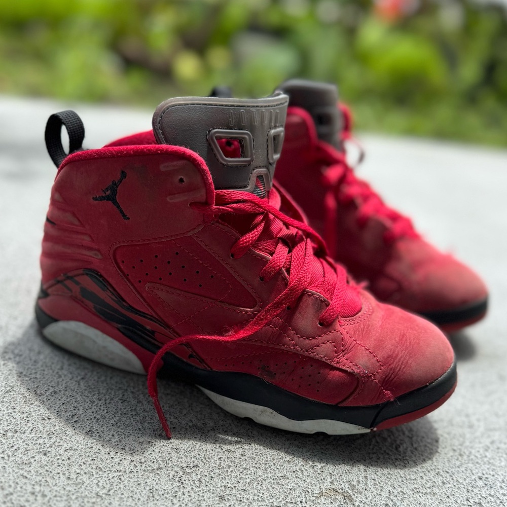 Nike Air Jordan MVP Boys Shoe Size 2.5Y Raging Bull Red Suede